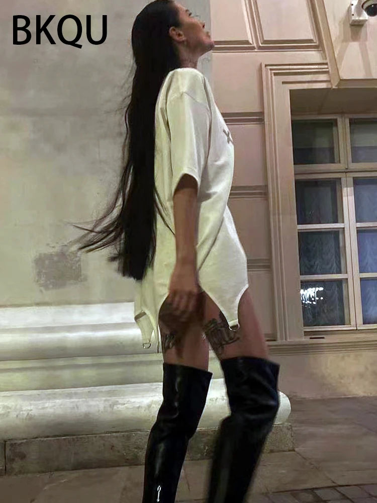 BKQU Black Rhinestone Short Sleeve T-shirt Women Aesthetic Irregular Round Neck Diamond Loose Pullover Basic Tees 2024 Summer