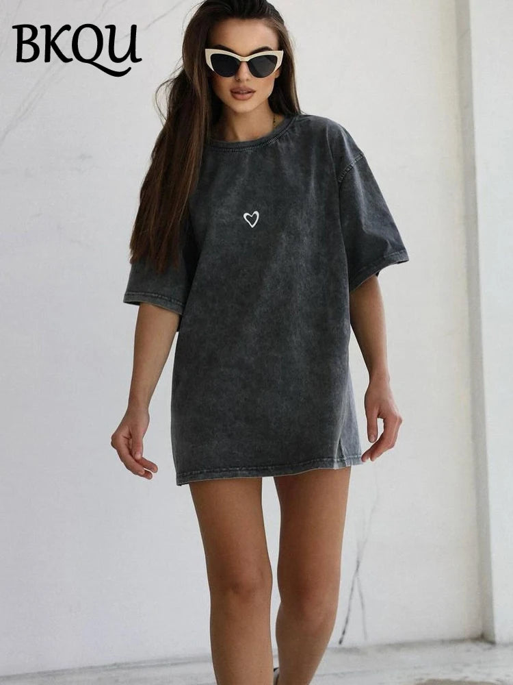 BKQU Love Embroidery T-shirt Women Casual Loose Short Sleeve Heart Graphic Couples Tees Shirt Oversized Summer Retro Streetwear