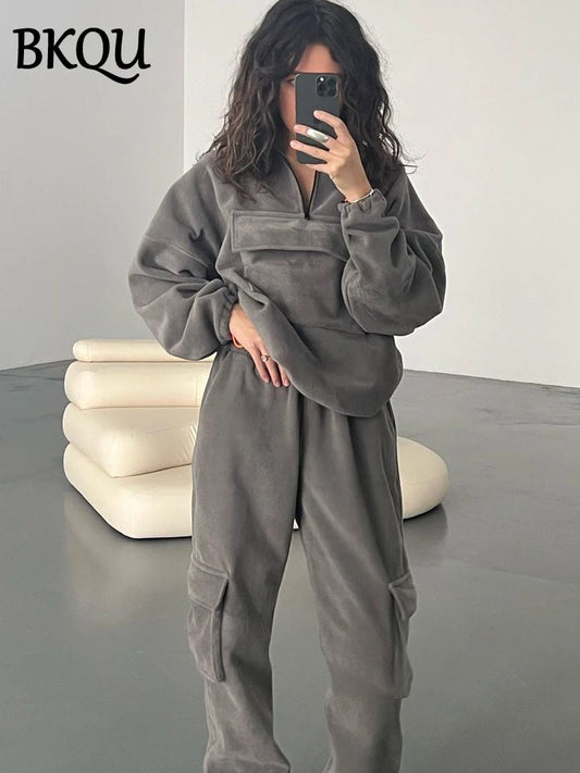 BKQU Fleece Tracksuit Winter Pants Two Piece Set Casual Lapel Zipper Sweatshirt Pocket Sweatpants Women Sports Suit 2 Piece Sets
