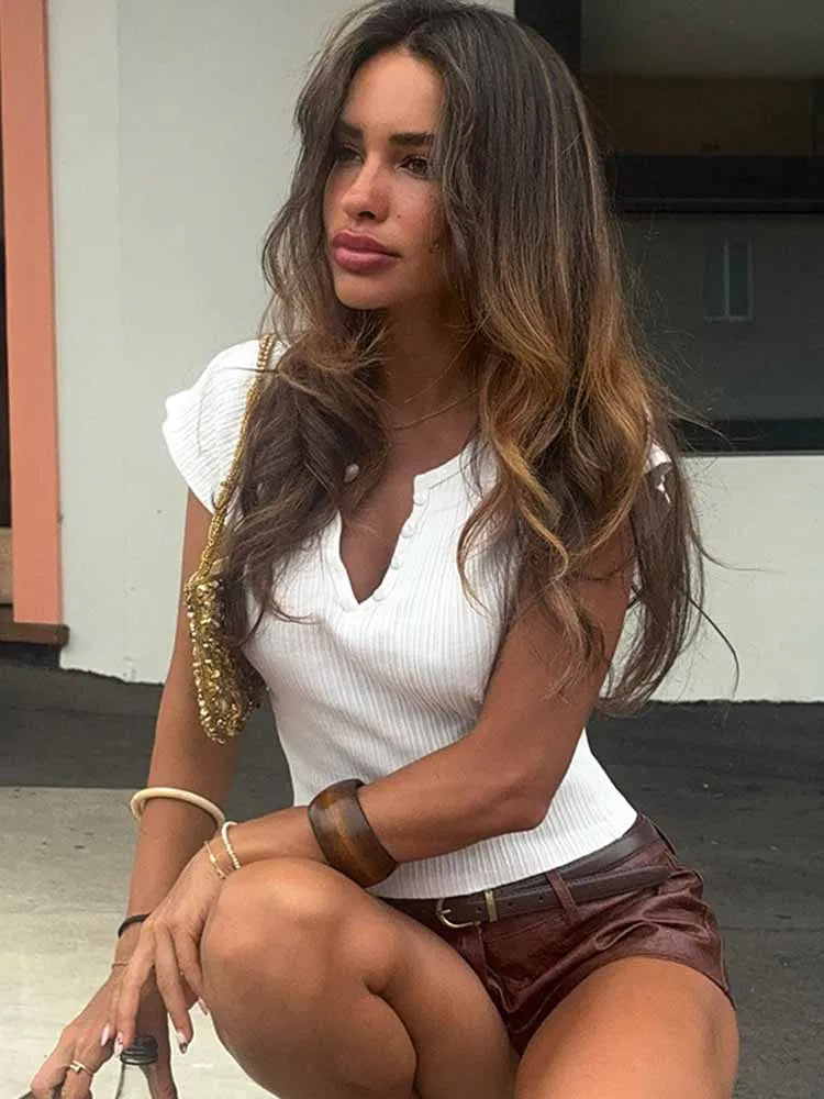 BKQU Women Basic Knitted Crop Tops Summer Button Up O Neck Short Sleeve T-Shirt Casual Slim Fit y2k Aesthetic Baby Tees