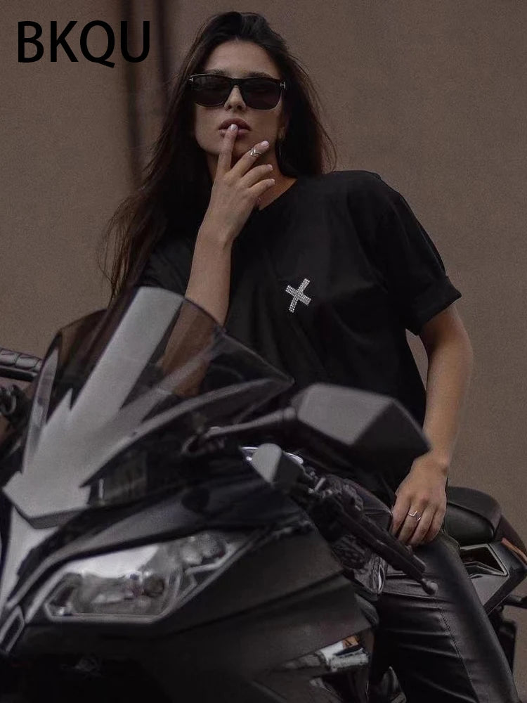 BKQU Black Rhinestone Short Sleeve T-shirt Women Aesthetic Irregular Round Neck Diamond Loose Pullover Basic Tees 2024 Summer