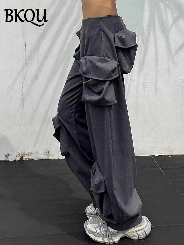 BKQU Multi Pockets Cargo Pants Women Gray Baggy Sweatpants 2025 Streetwear Fashion Low Waist Oversized Joggers Straight Trousers
